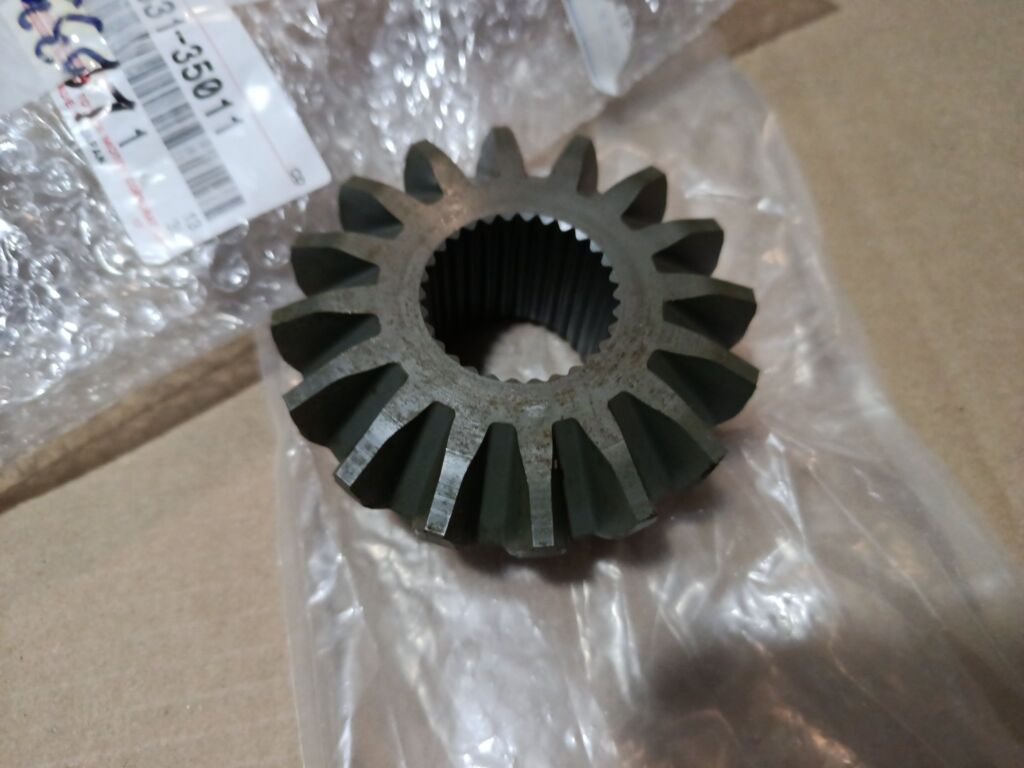 Редуктор на Toyota Hiace Van LH50G 2L TOYOTA 41331-35011