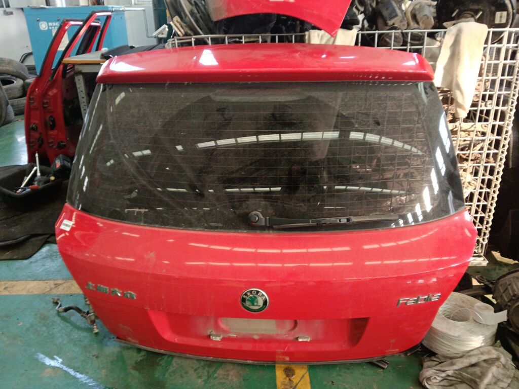 Дверь задняя на Skoda Fabia 5J
