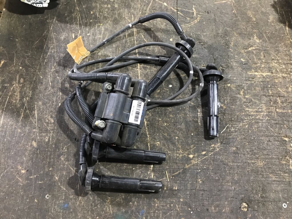 Катушка зажигания на Subaru Legacy Wagon BP5 EJ203 22433AA500  	22433AA580