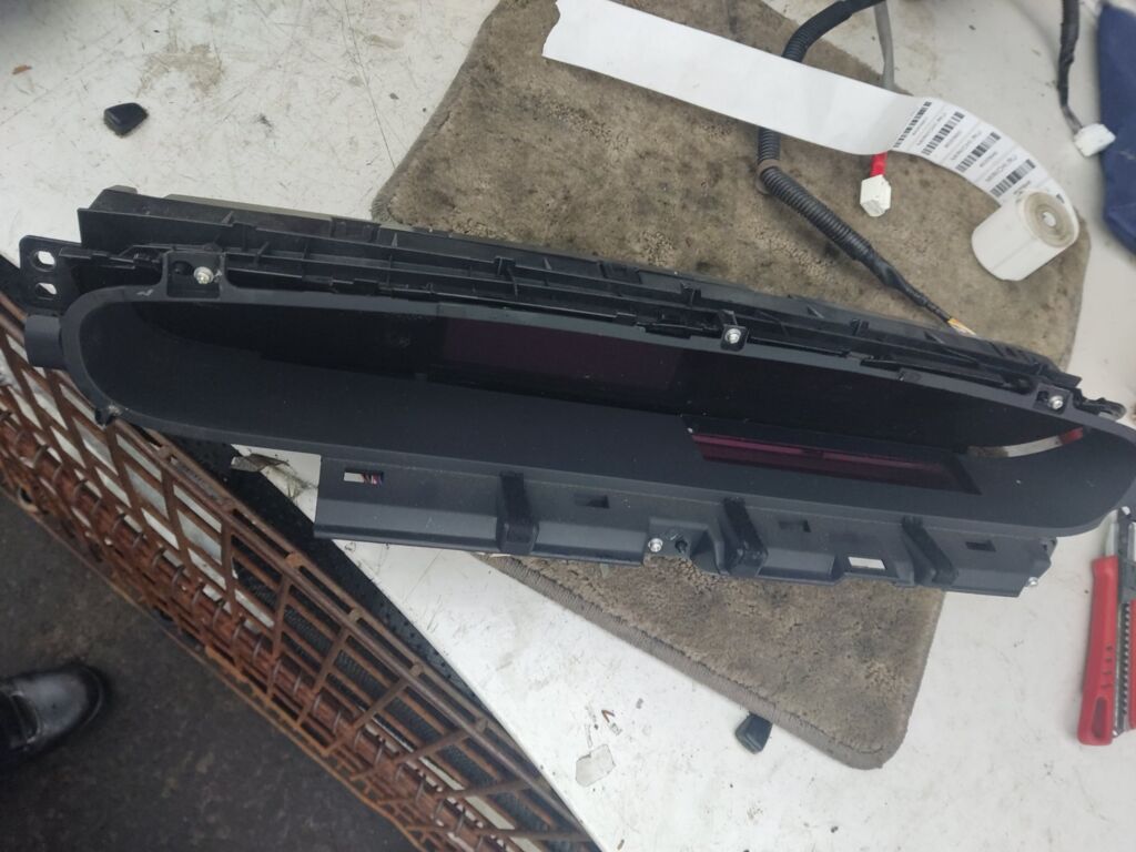 Спидометр на Toyota Prius ZVW30 2ZR-FXE 83800-47350-4