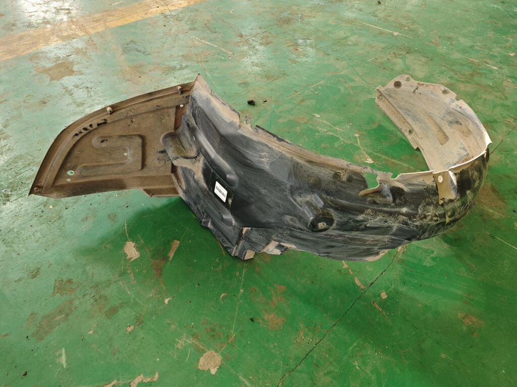 Подкрылок на Suzuki Aerio Wagon RB21S M15A 72311-59J00, Переднее Правое расположение