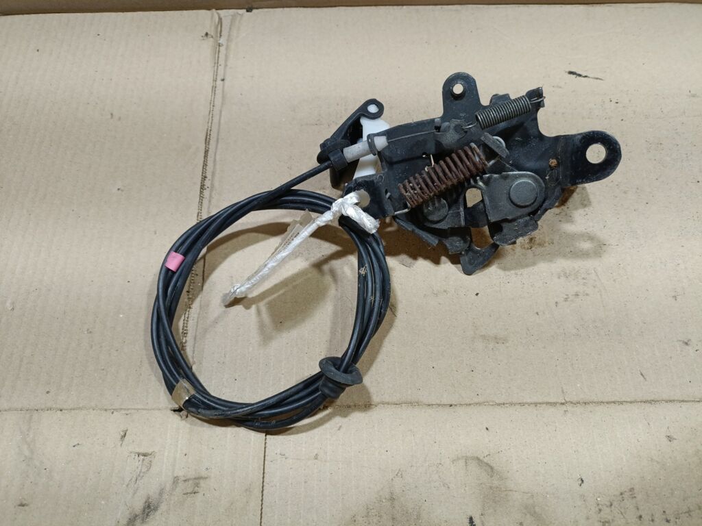 Тросик капота на Toyota Corolla Fielder NZE141G 53630-12590
