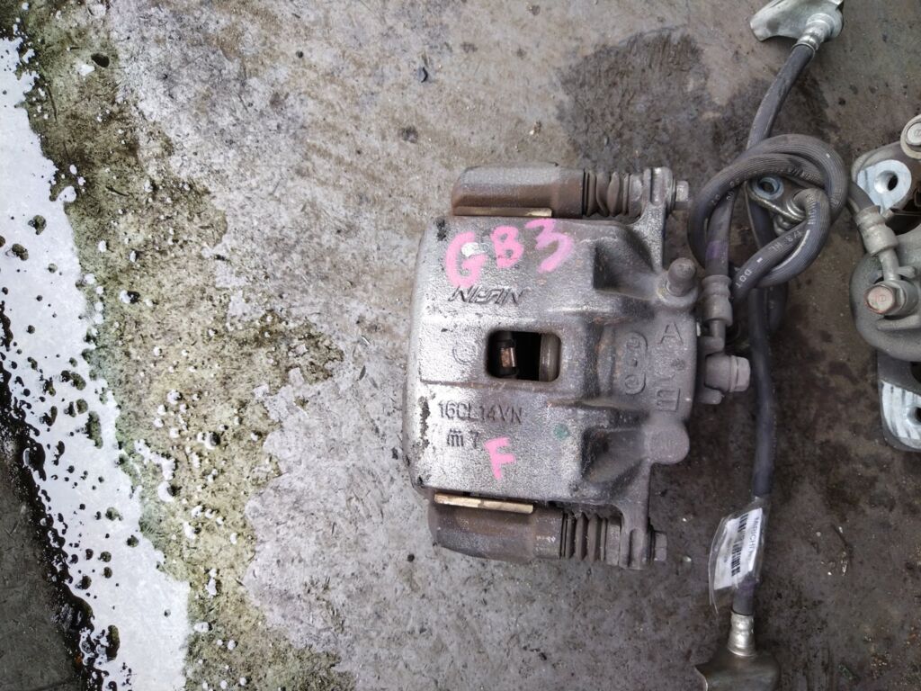 Суппорт на Honda Freed GB3 L15A, Переднее расположение