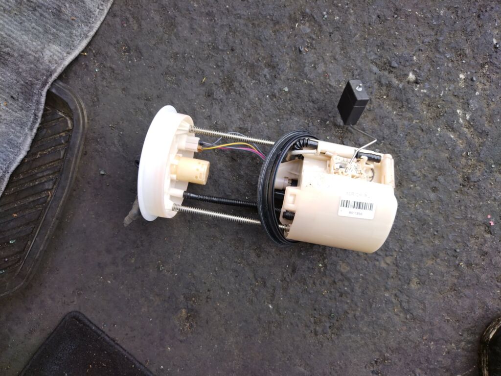 Бензонасос на Honda Insight ZE2 LDA 17708-TM8-003