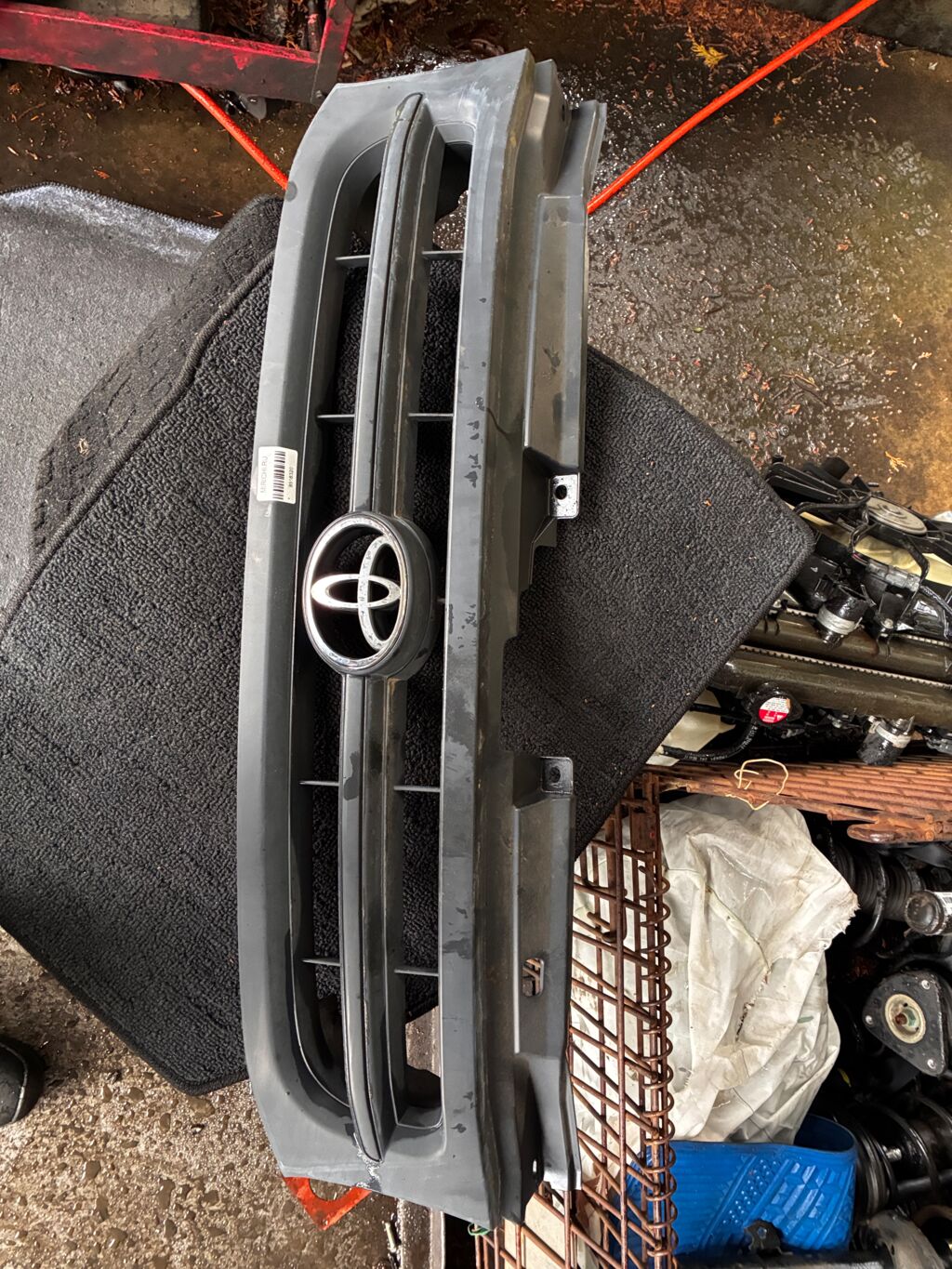 Решетка радиатора на Toyota Lite Ace KR42V 53111-28120