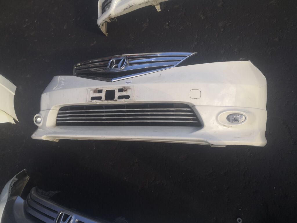 Бампер на Honda Elysion RR2 P3726 71101-SJK-Z000, Переднее расположение