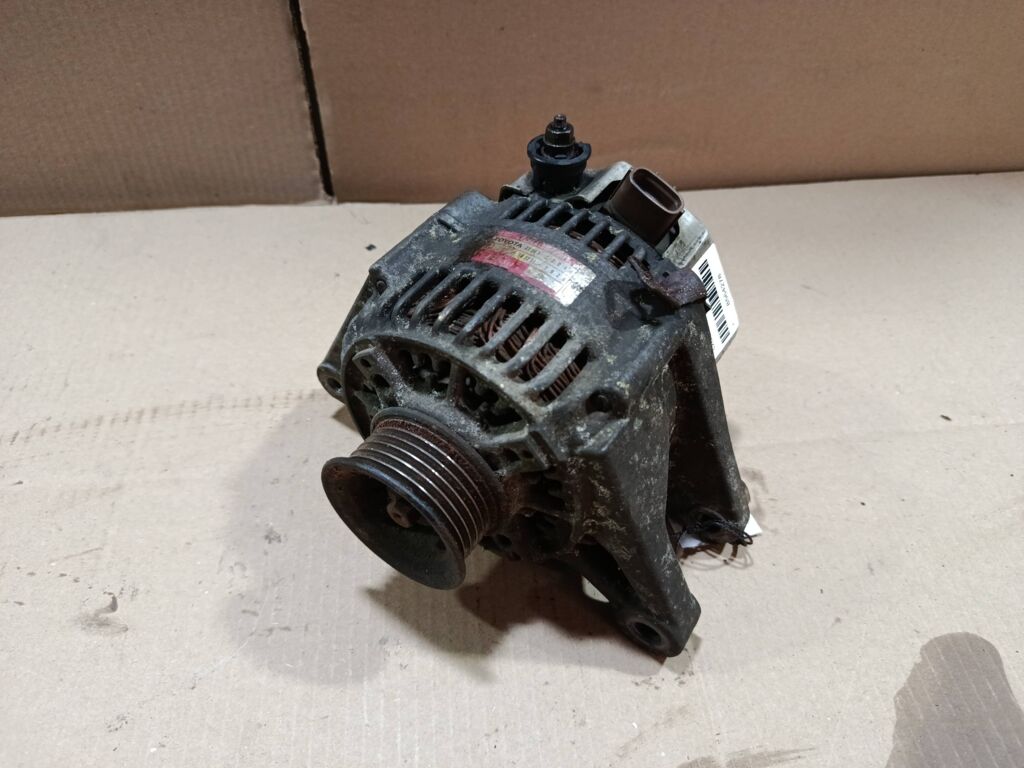 Генератор на Toyota Vista ZZV50 1ZZ-FE DENSO 27060-22040 27060-22040  27060-22130
