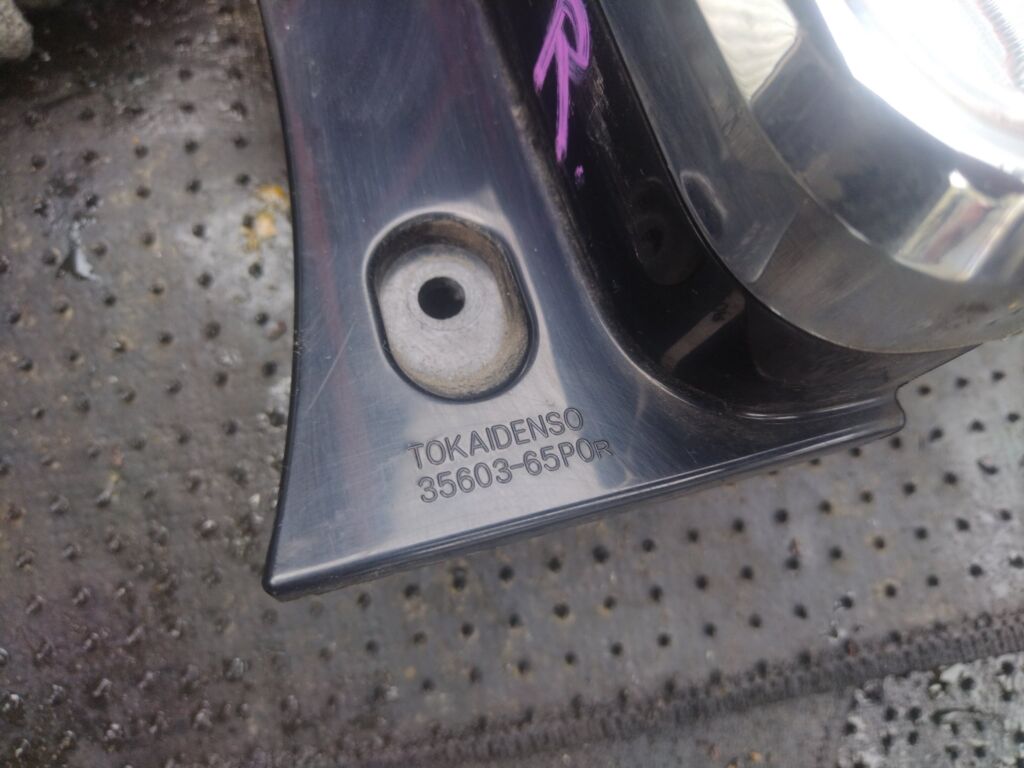 Стоп на Suzuki Hustler MR41S 35603-65P0, Правое расположение