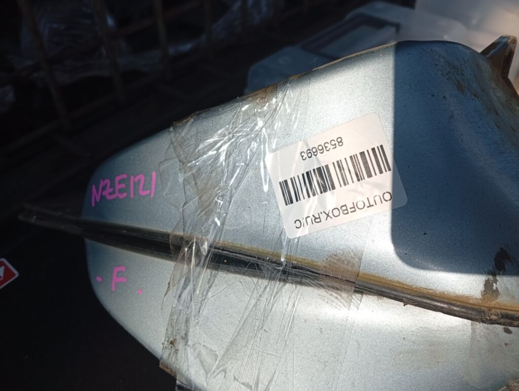Брызговик на Toyota Allex NZE121, Переднее расположение