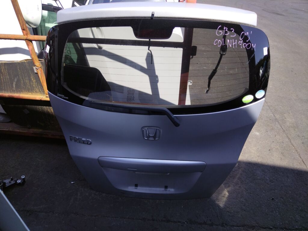 Дверь задняя на Honda Freed GB3