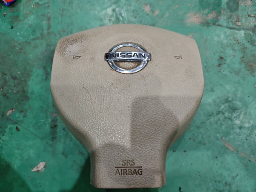 Air bag на Nissan Tiida C11