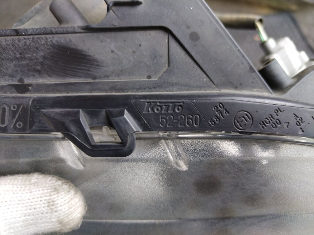 Фара 52-260 52-260, на Toyota Spade NCP141 Фото 2