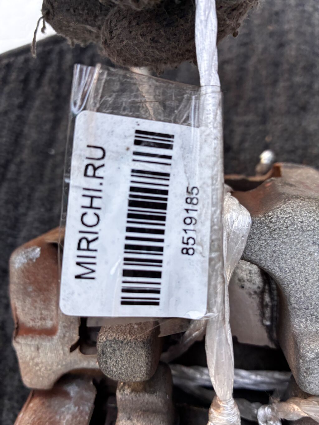 Суппорт на Toyota Wish ZNE10G 1ZZ-FE, Заднее расположение