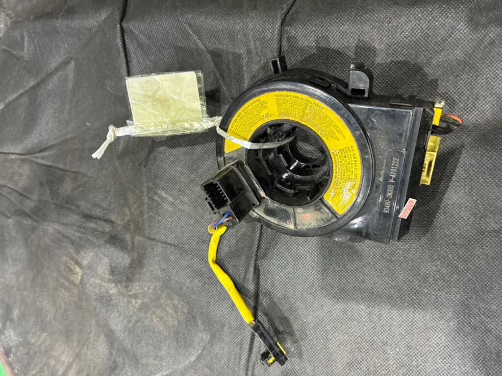 Датчик угла поворота рулевого колеса на Hyundai Ix35 LM G4KD 93480-3L002  93490-2M300