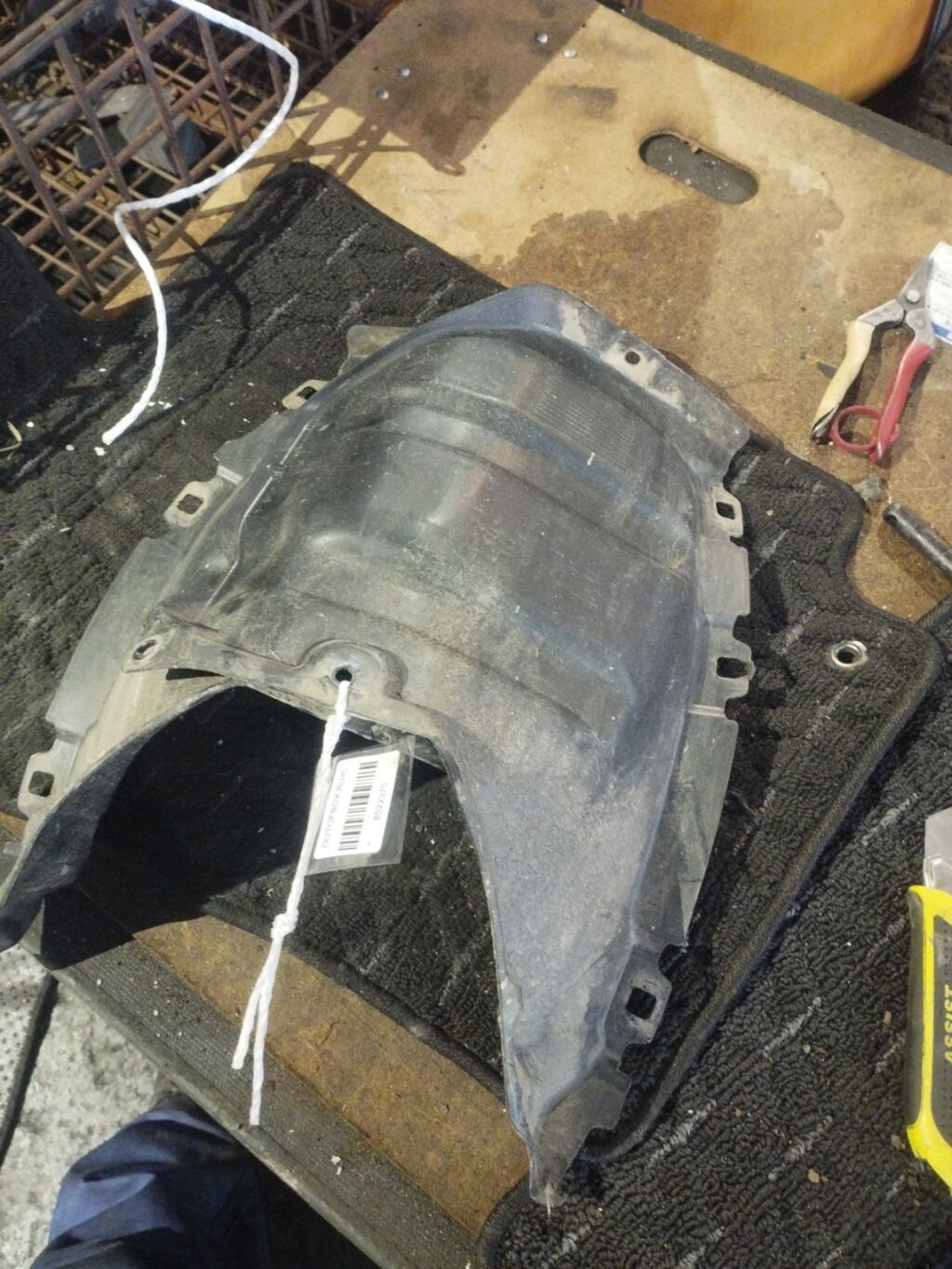 Подкрылок на Mitsubishi Galant Fortis CY4A 4B11 5370A289  5370A290, Заднее расположение