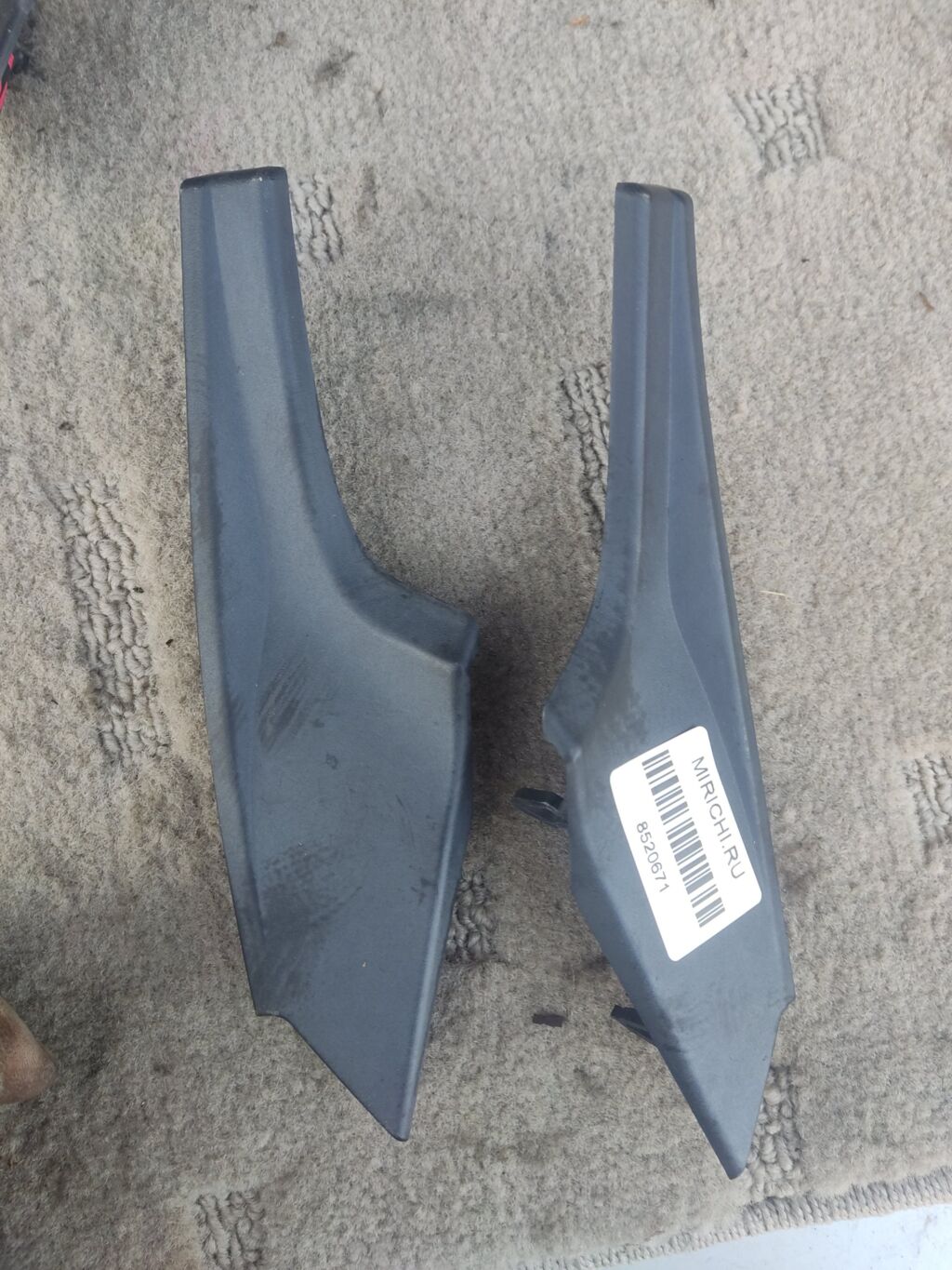 Решетка под лобовое стекло на Daihatsu Move LA100S 53445-B2051  53446-B2051