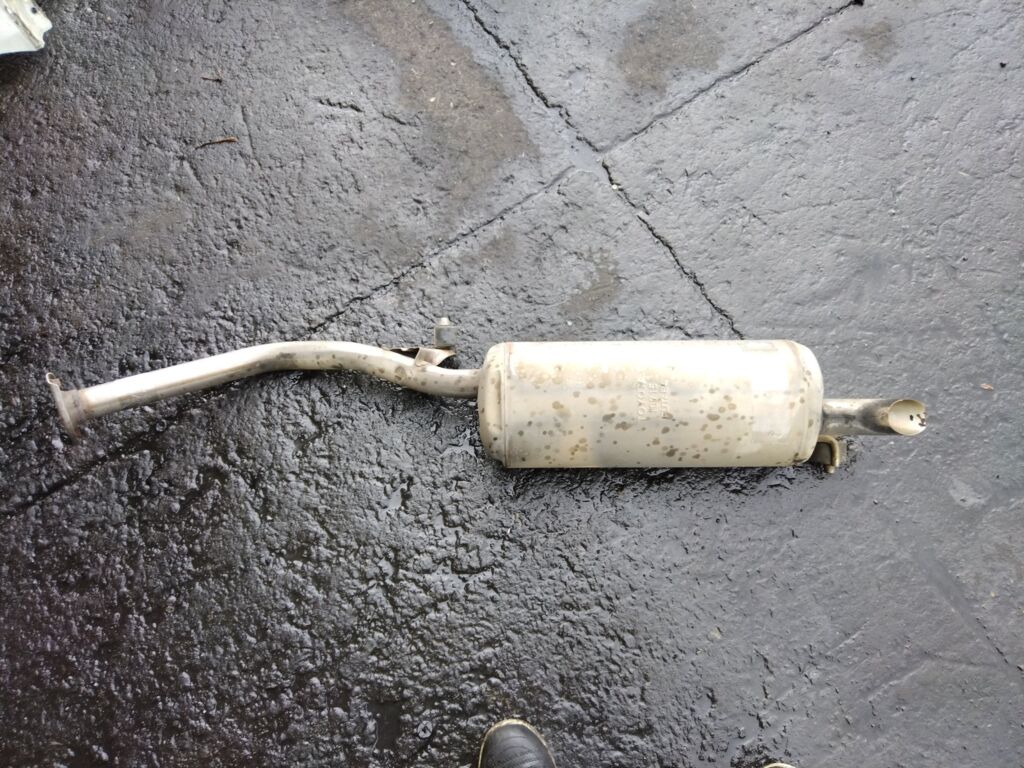 Глушитель на Toyota Prius ZVW30 2ZR-FXE