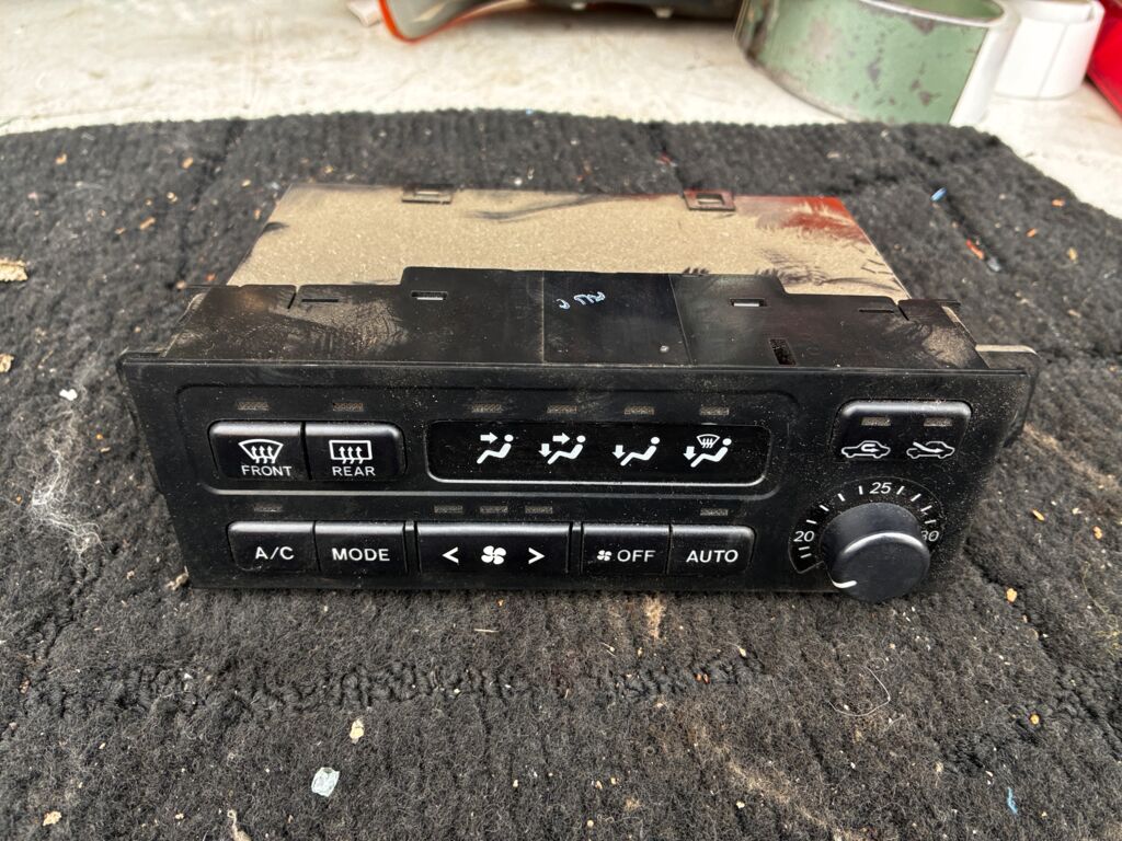 Блок управления климатконтроля на Toyota Corona Premio AT211 7A-FE 88650-21070