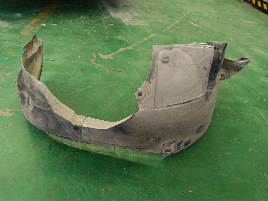 Подкрылок на Kia Sportage KM G4GC 86816-03000  86814-03000, Переднее Правое расположение
