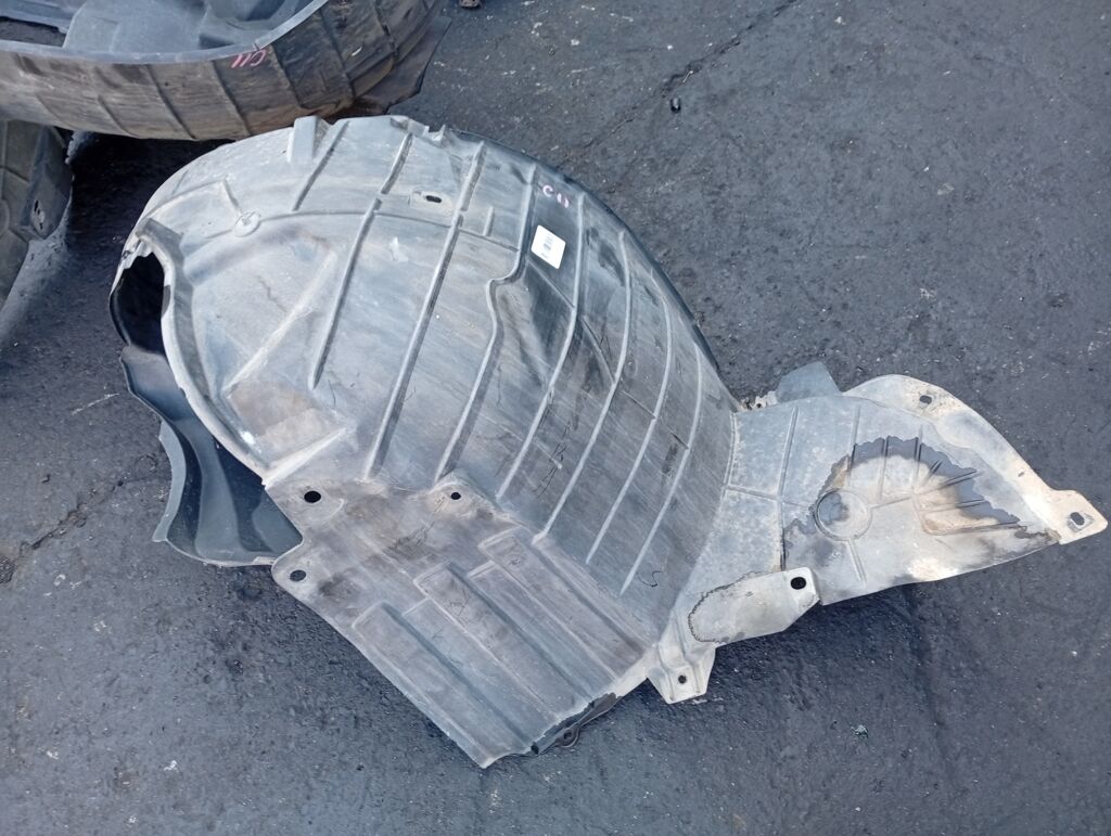 Подкрылок на Nissan Tiida C11 HR15DE 63843-ED05D, Переднее Левое расположение