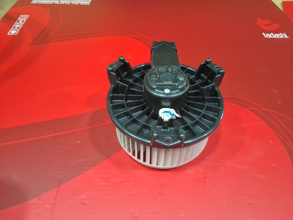 Мотор печки на Honda Fit GE6 79310-TF0-003