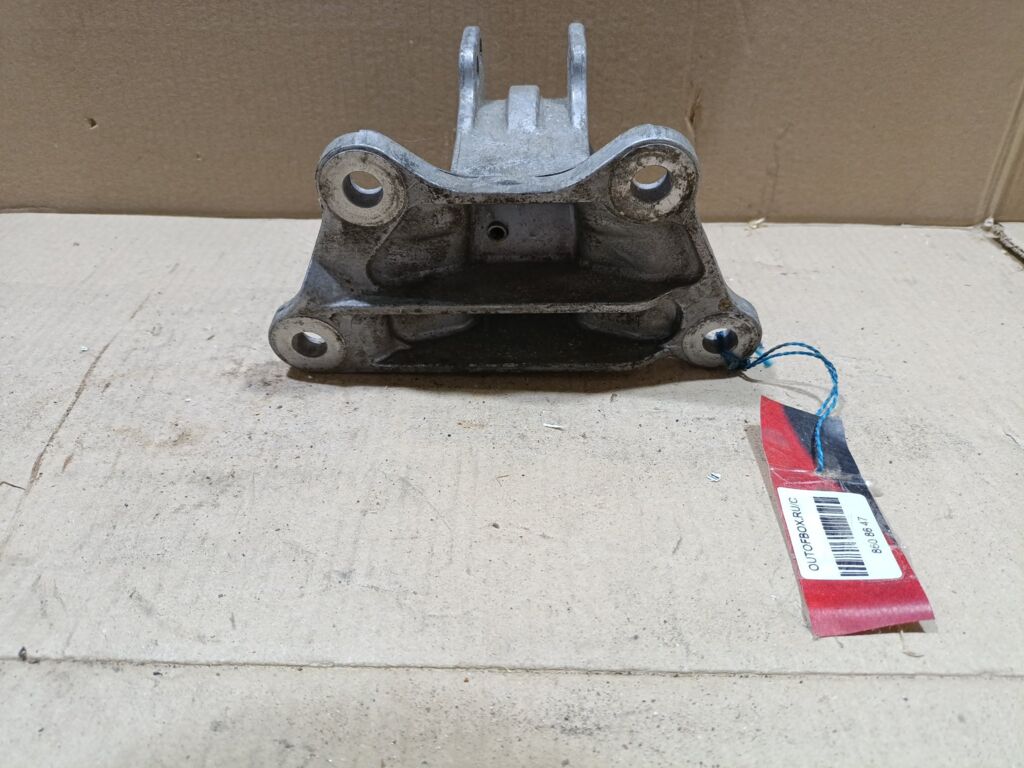 Подушка двигателя на Mitsubishi Chariot Grandis N94W 4G64, Переднее Левое расположение