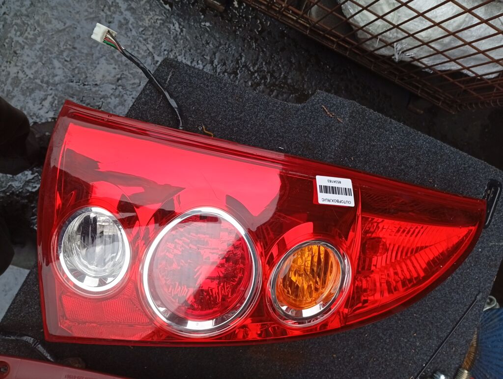 Стоп 220-61961 220-61961, на Mazda Premacy CP8W Фото 2