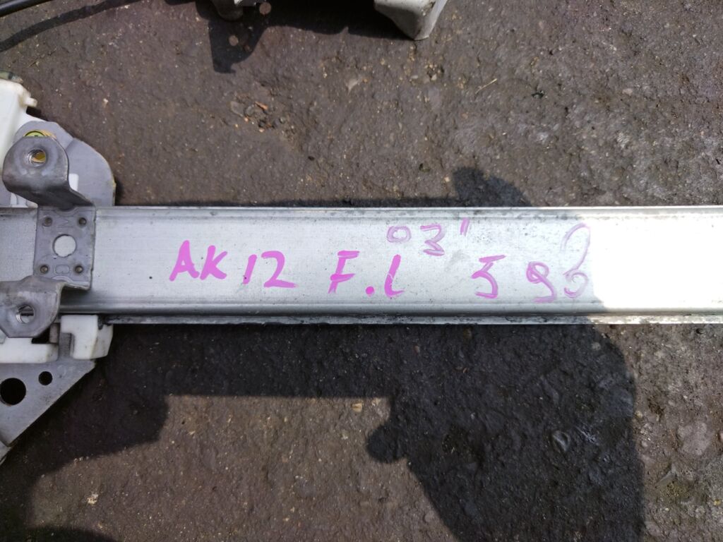 Стеклоподъемный механизм на Nissan March AK12 80731-89914, Переднее Левое расположение