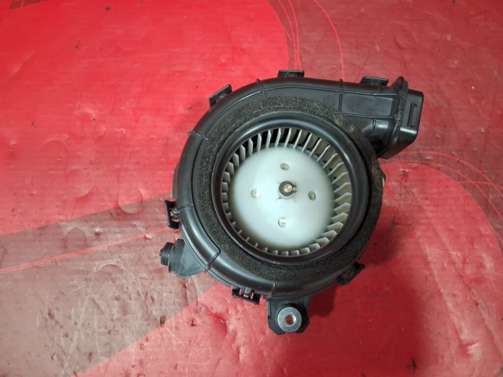 Мотор печки на Honda Fit GE6 79310-TF0-003