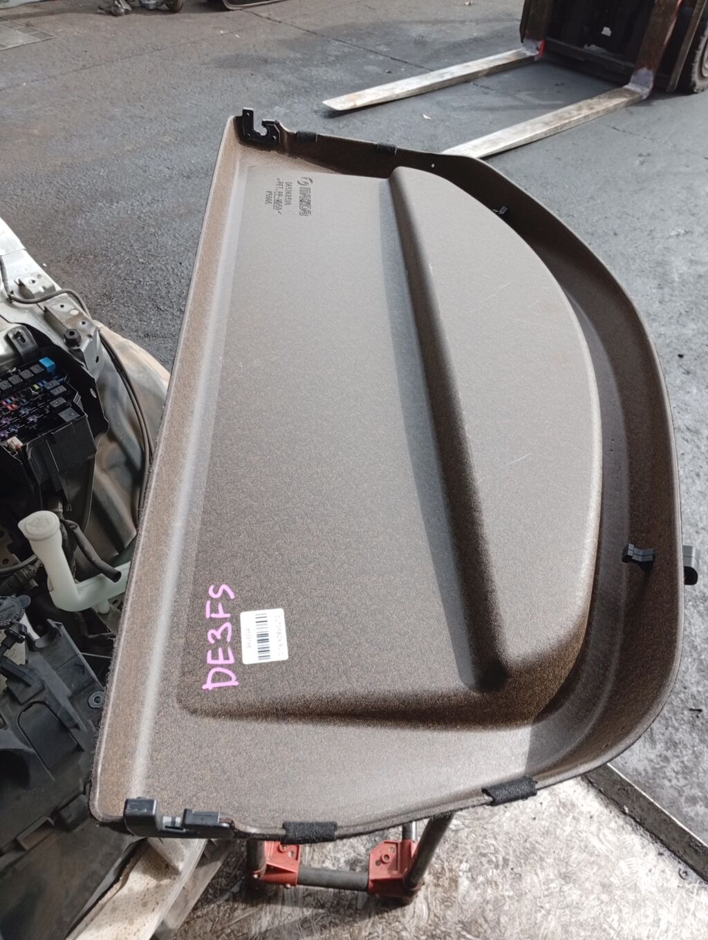Шторка багажника D65168310 на Mazda Demio DE3FS Фото 3