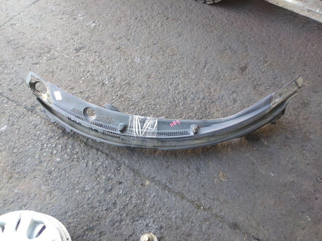 Решетка под лобовое стекло на Honda Freed GB3 Фото 3