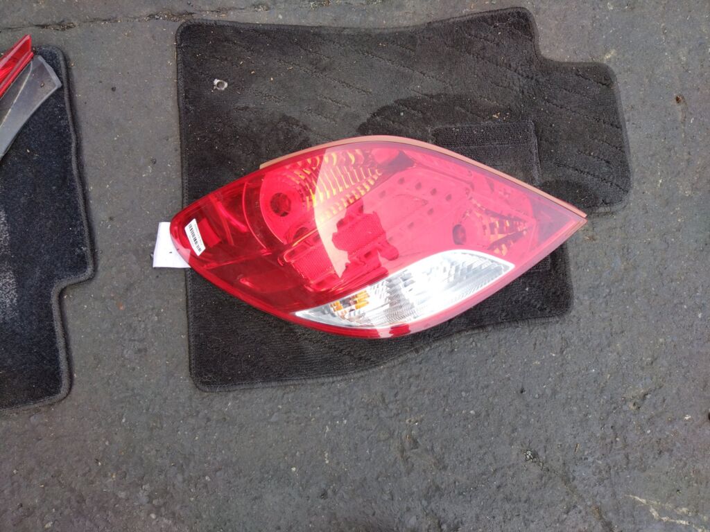 Стоп на Peugeot 207 9686566080-00, Левое расположение