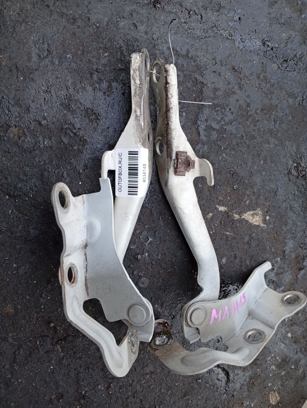 Крепление капота на Toyota Alphard MNH15W