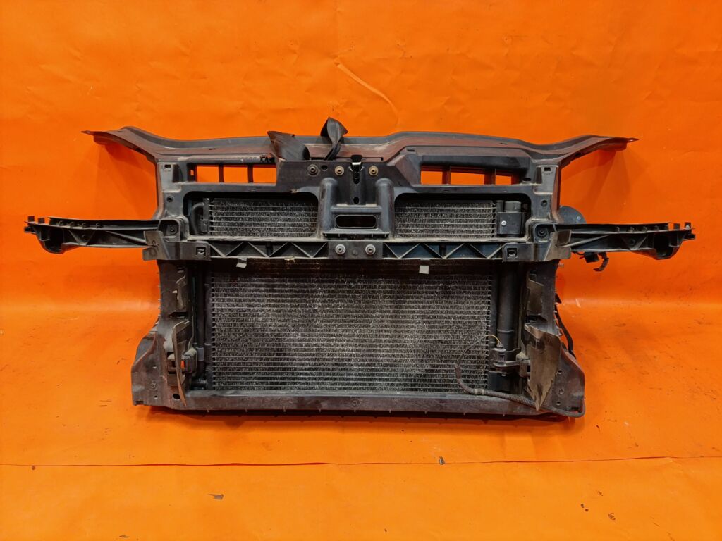 Телевизор на Volkswagen Golf 1K