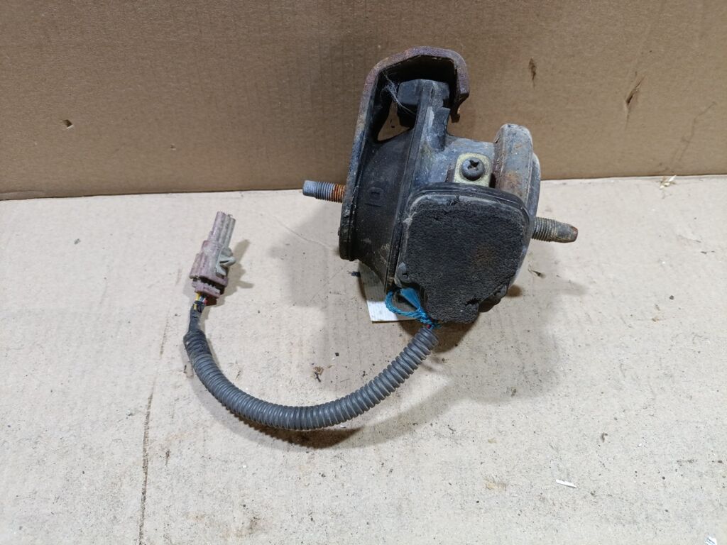 Подушка двигателя на Nissan Cedric MY34 VQ25DD Фото 3