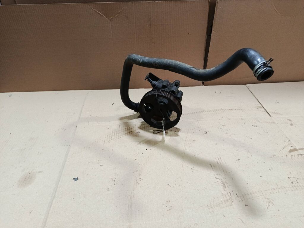 Насос гидроусилителя на Toyota Vista ZZV50 1ZZ-FE Фото 6