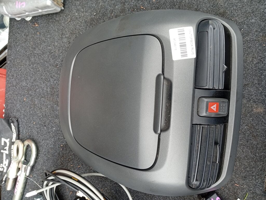Бардачок на Nissan Sunny FB15 Фото 2