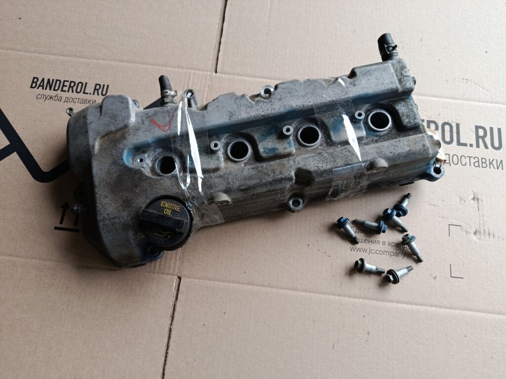 Клапанная крышка на Suzuki Sx4 YA11S M15A Фото 4