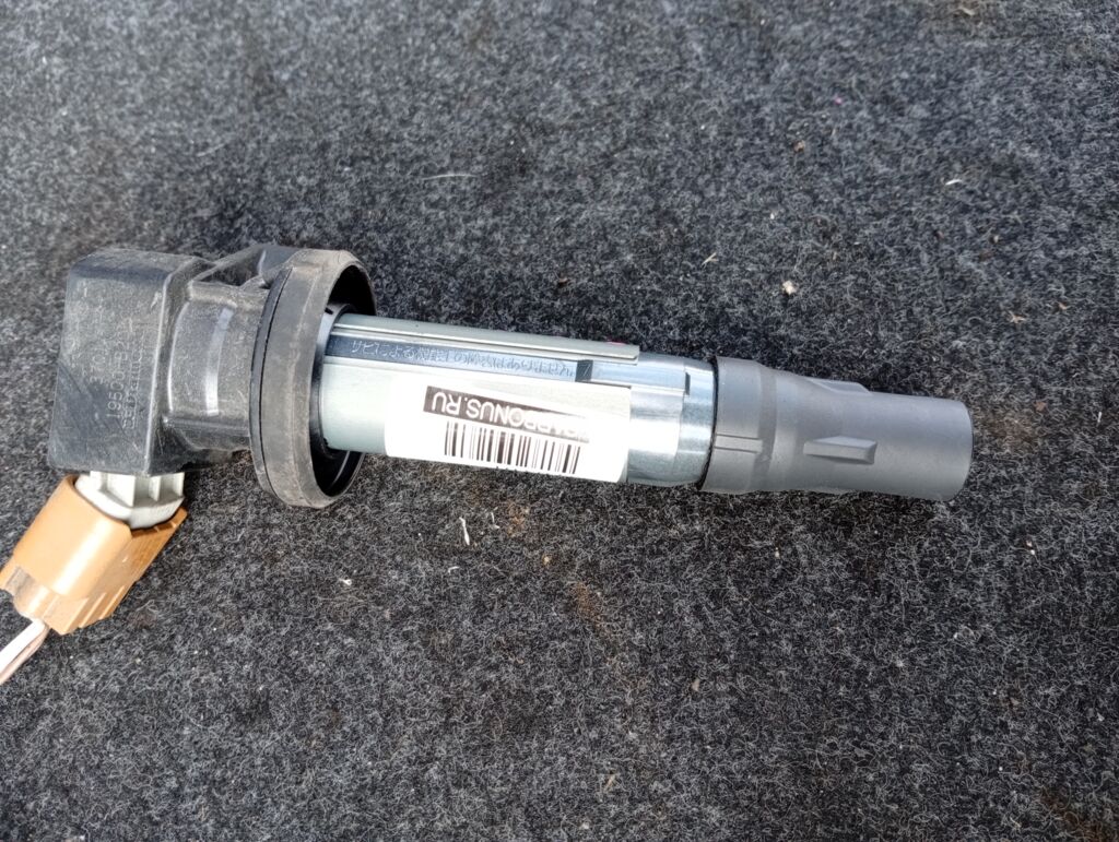 Катушка зажигания на Daihatsu Move LA100S KF-VE 19500-B2050