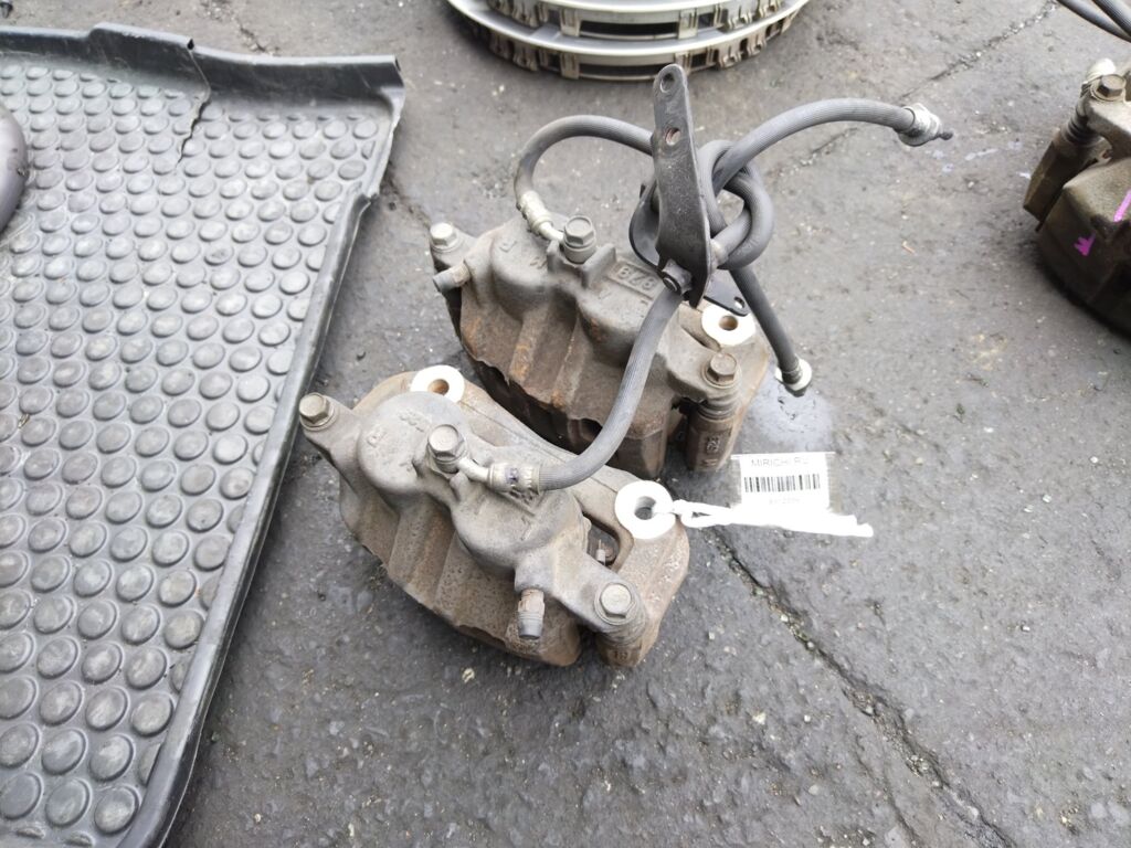 Суппорт на Honda Elysion RR1 K24A, Переднее расположение