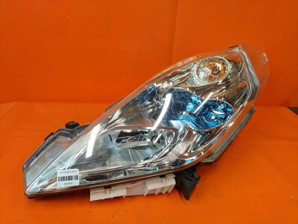 Фара на Nissan Leaf AZE0 1862 26060-3NK5A, Левое расположение
