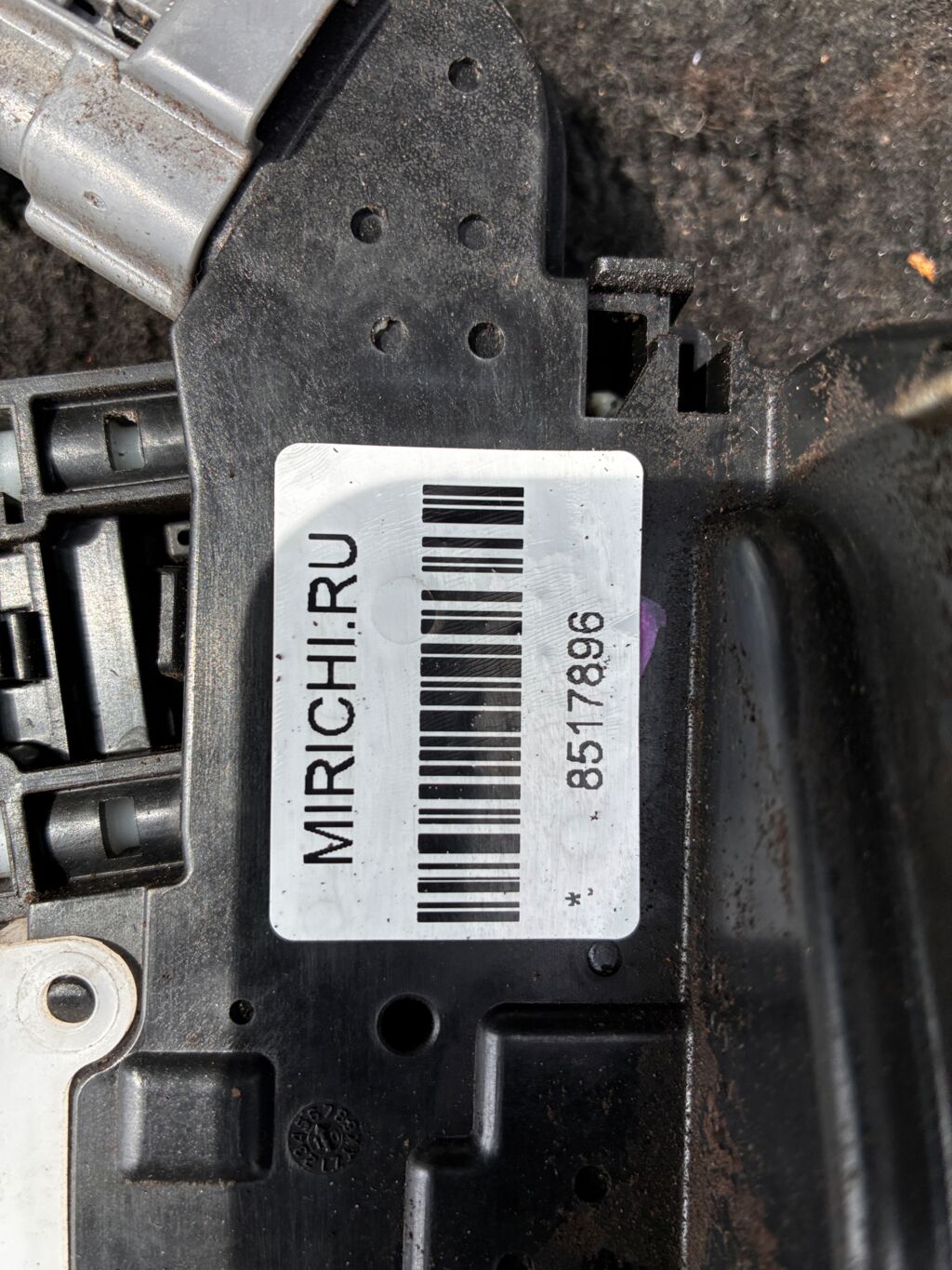 Замок двери на Nissan Tiida C11, Заднее Правое расположение