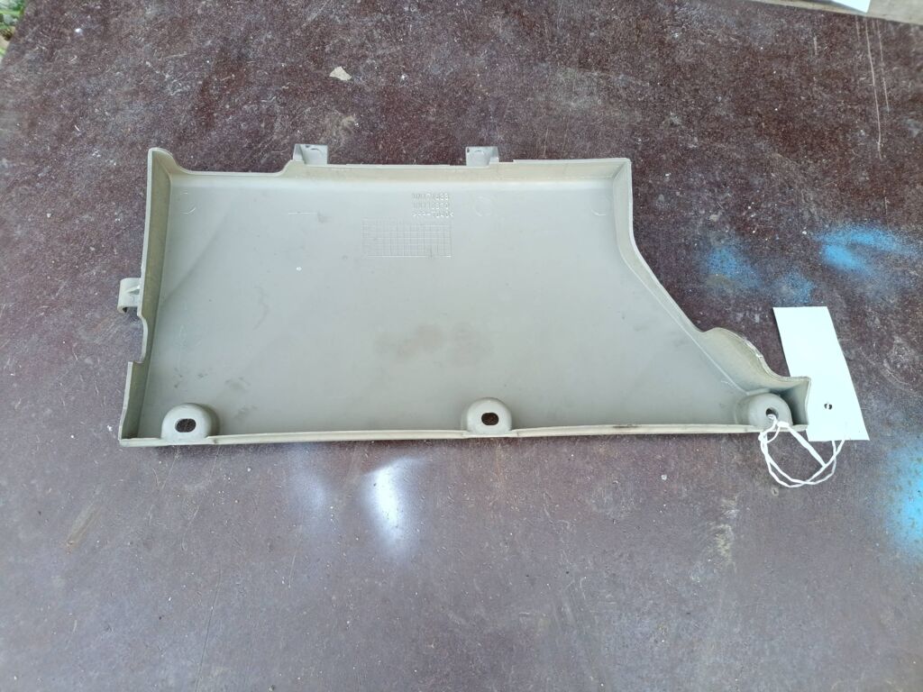 Кожух ДВС на Mitsubishi Grandis NA4W 4G69 Фото 2