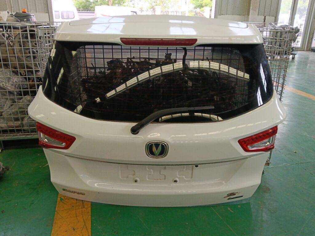 Дверь задняя на Changan Cs75
