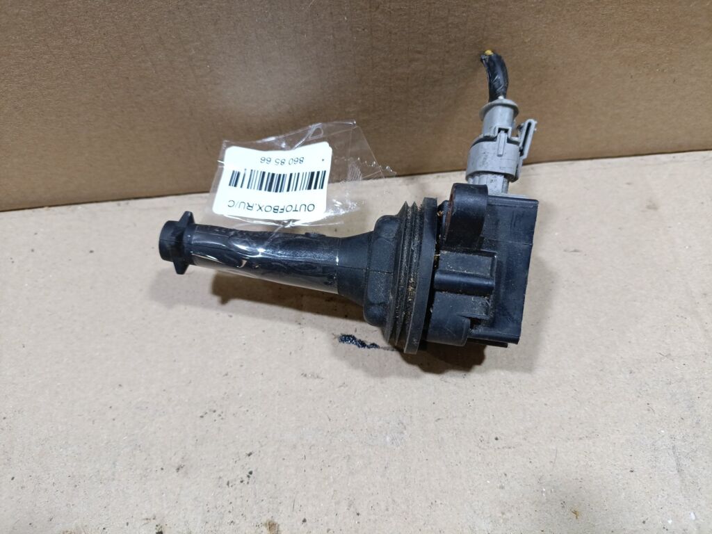 Катушка зажигания 30713417 на Volvo S40 MS B5244S5 Фото 3