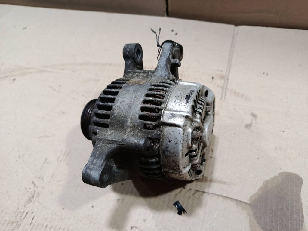 Генератор 27060-22040 DENSO 27060-22040,27060-22040, 27060-22130 на Toyota Vista ZZV50 1ZZ-FE Фото 4