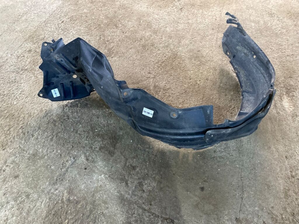 Подкрылок на Toyota Prius Alpha ZVW41W 53876-47040, Переднее Левое расположение