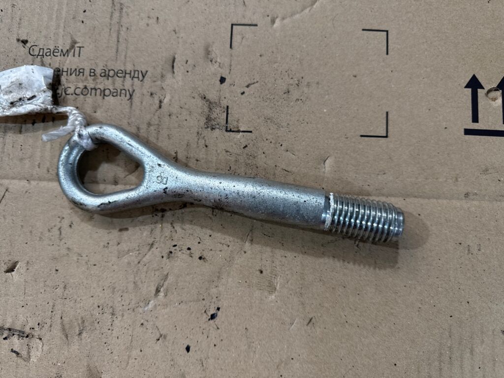 Крюк буксировочный на Nissan Note E12 51112-1KA0A  51112-AC700  51112-AC70A