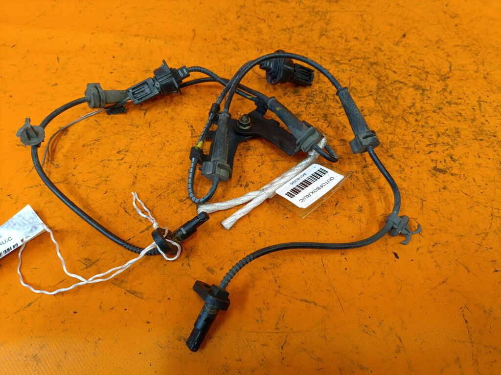 Датчик ABS на Honda Freed GB3, Переднее расположение