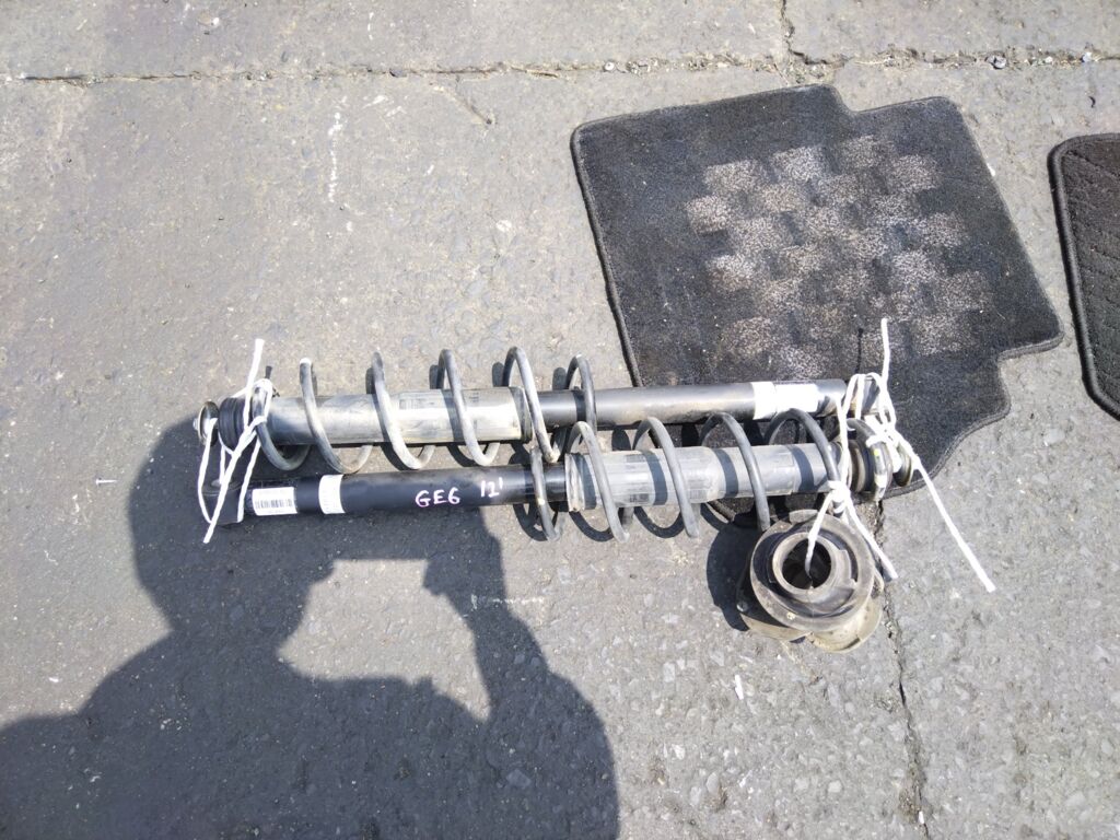 Амортизатор 52610-TF0-J030-M1, 348016, 52610-TF0-G12, 52610-TF0-J03, 52610-TG0-T03, 52610-TG5-C02, 52610-TK6-A03, CR-003R-GE6, SJ-003R-GE6, ST-003R-GE6 на Honda Fit GE6 Фото 2